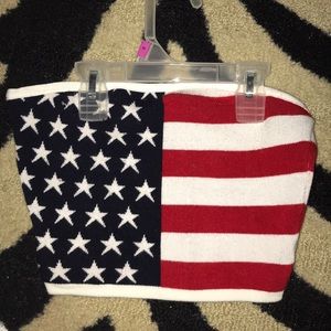 WINDSOR AMERICAN FLAG TUBE CROP TOP